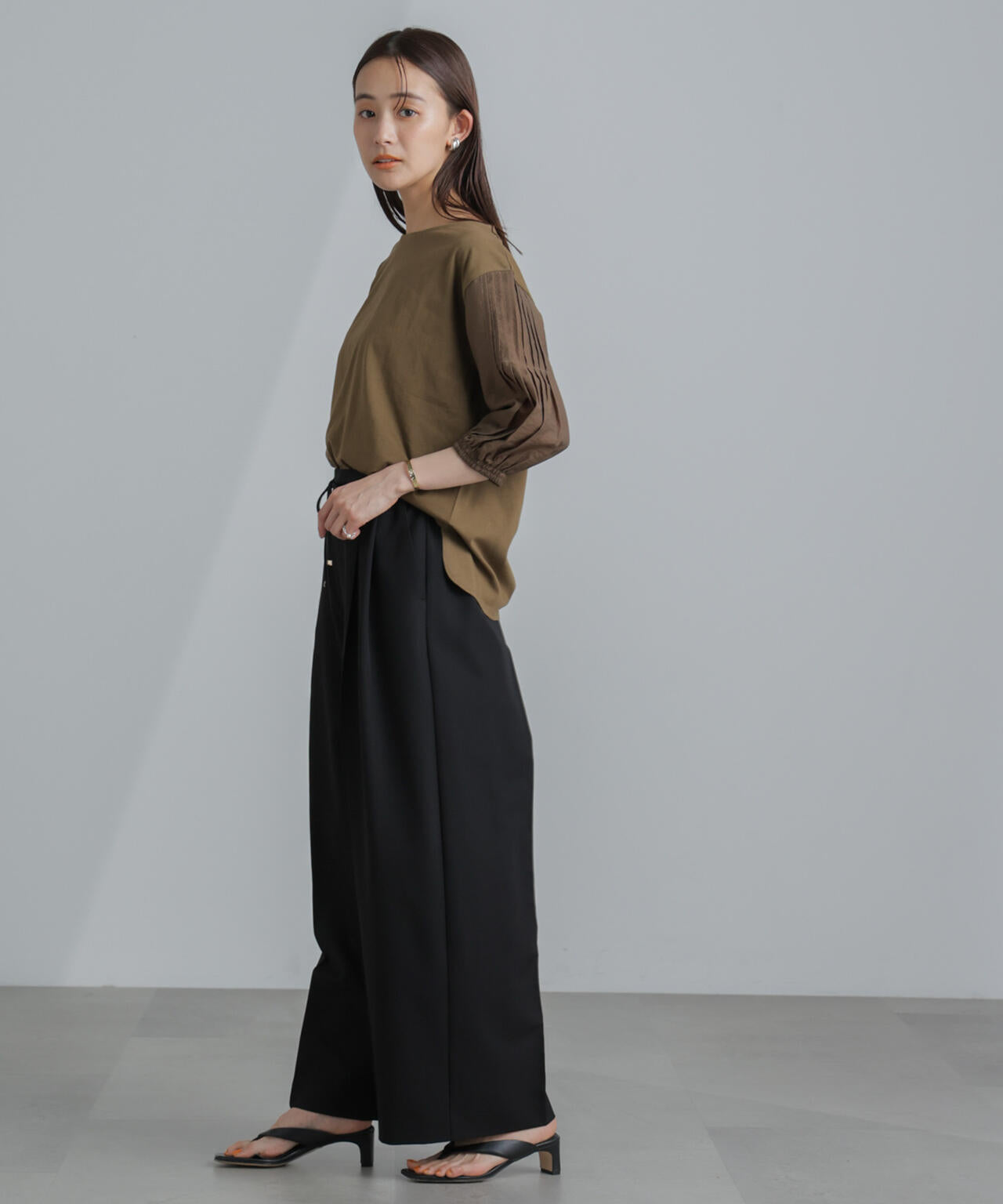 ピンタックスリーブカットプルオーバー 6734124310