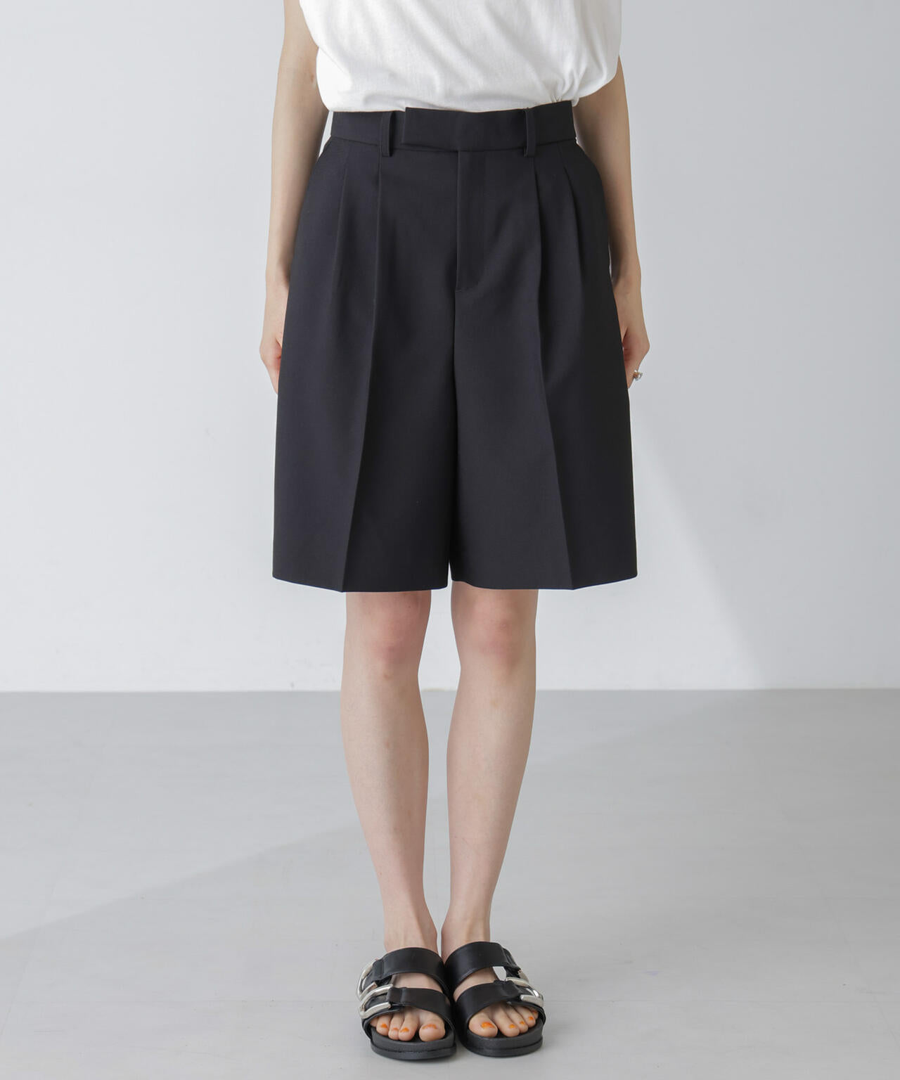 ツータックショートパンツ 6734128300