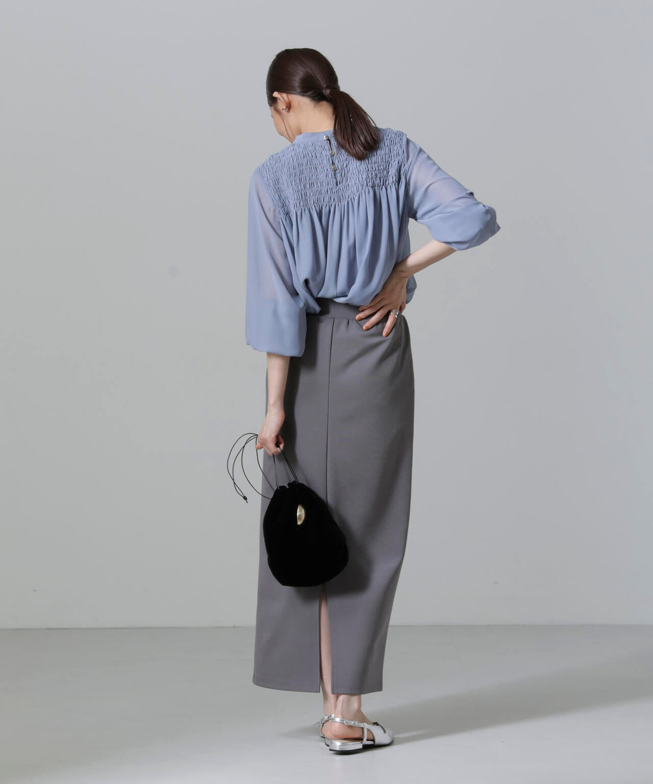 フロントシャーリングブラウス 6734220306