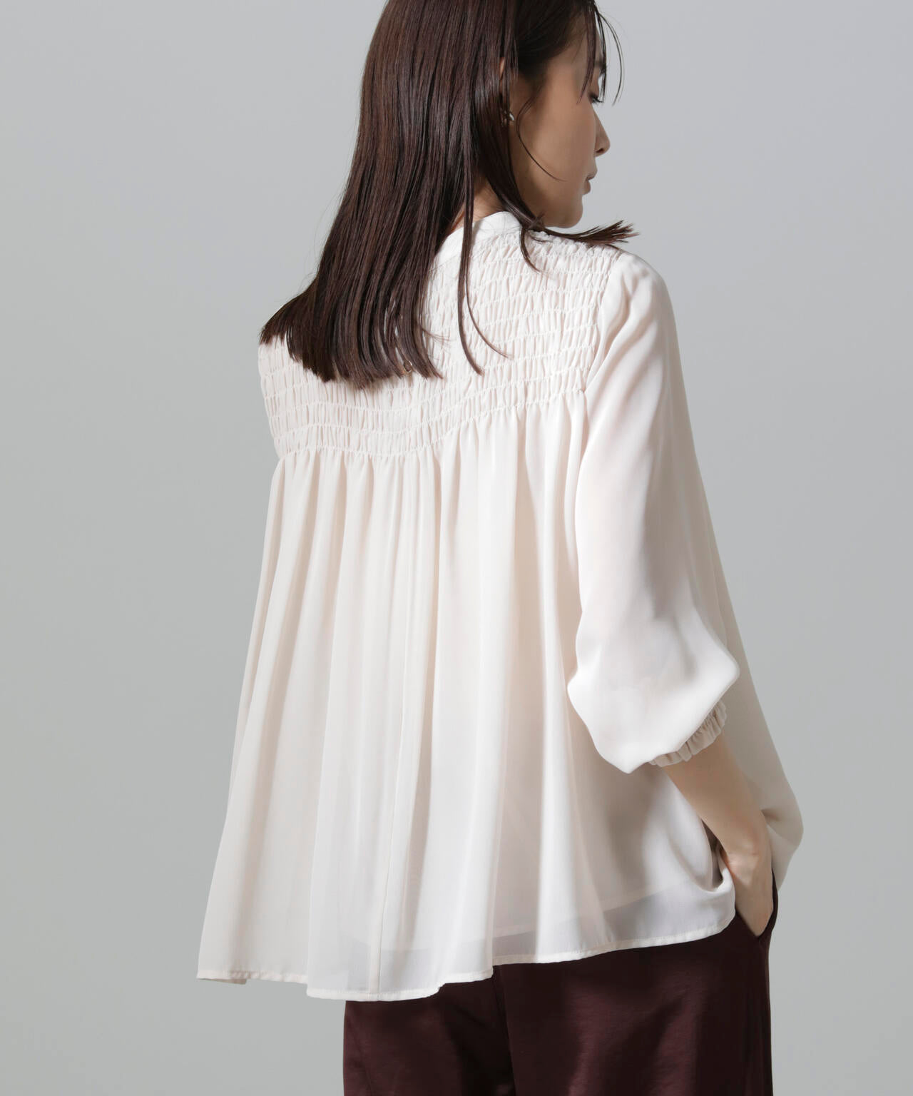 フロントシャーリングブラウス 6734220306