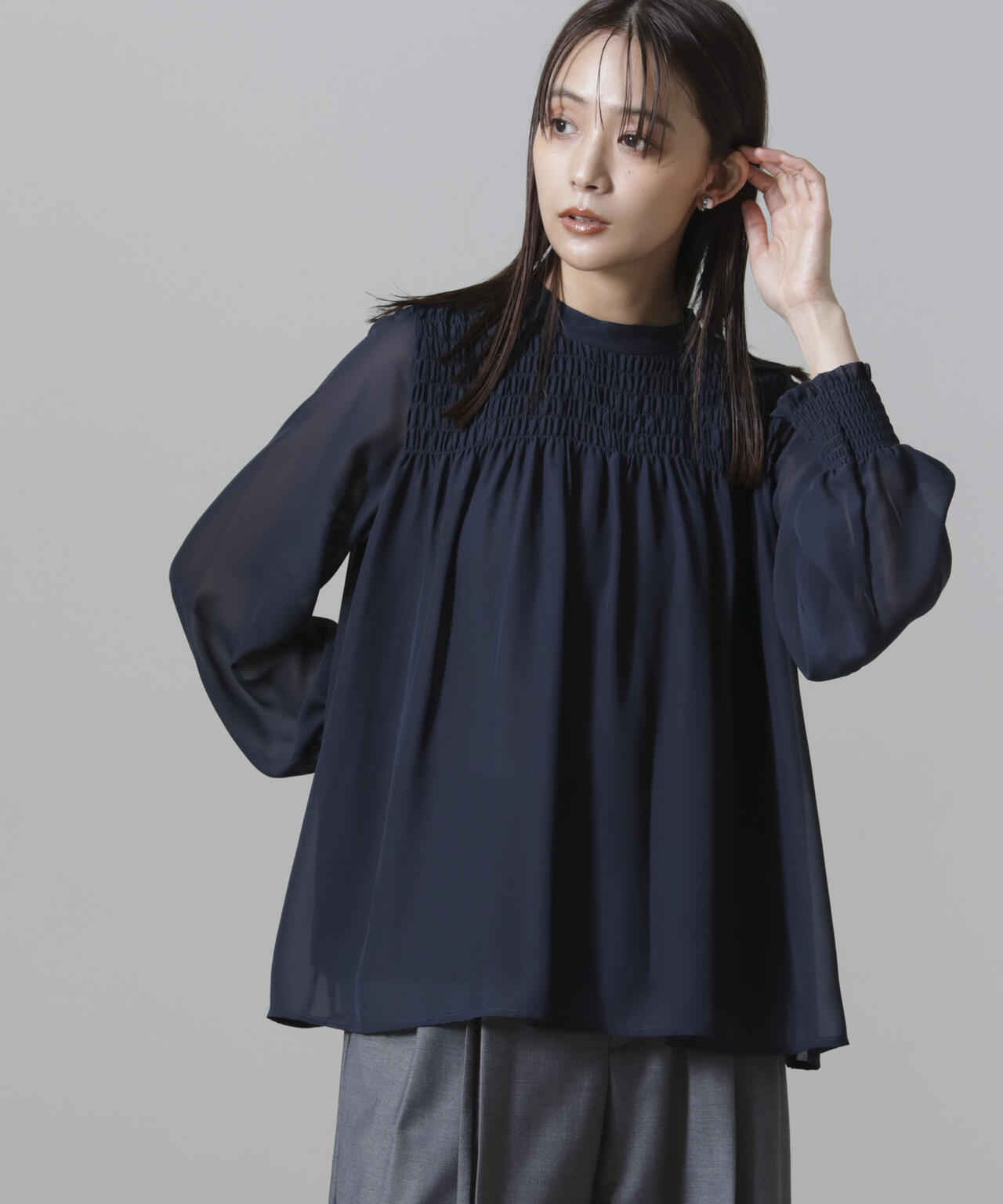 フロントシャーリングブラウス 6734220306