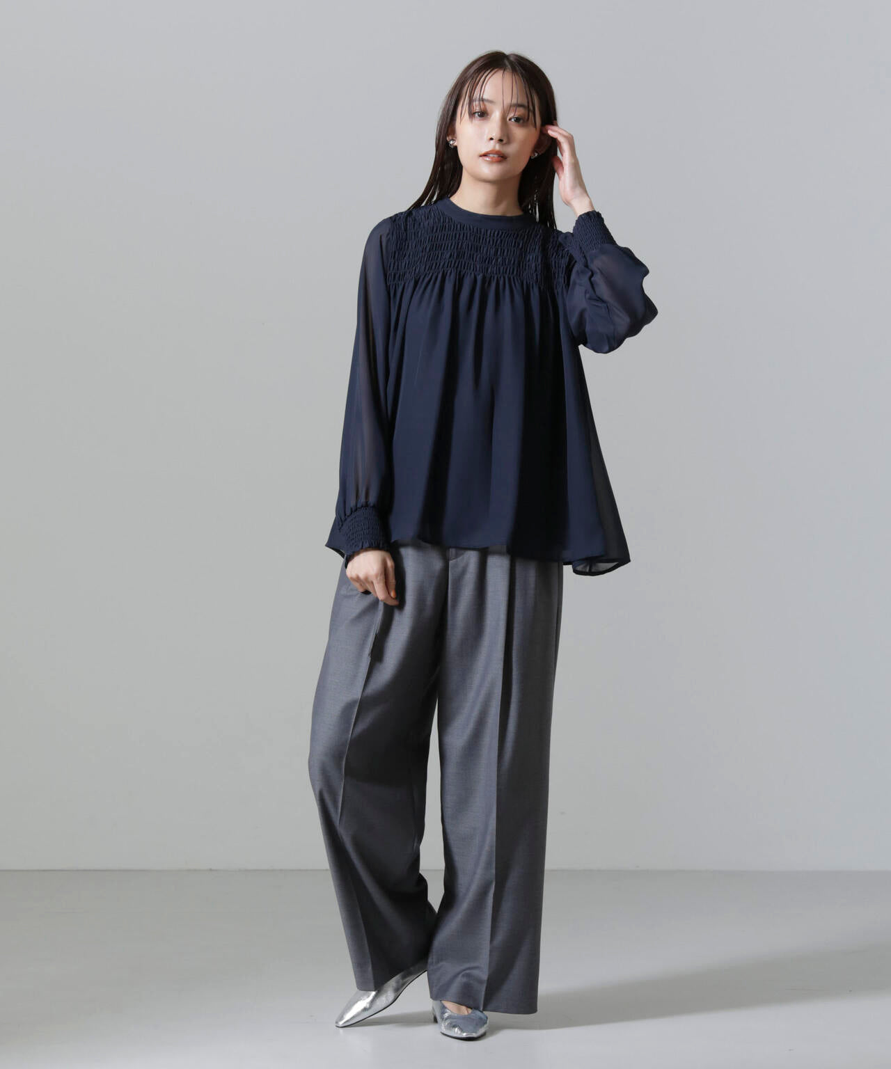 フロントシャーリングブラウス 6734220306