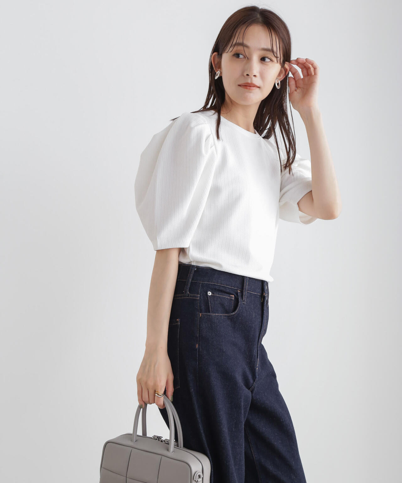 ショルダーギャザーデザイントップス 6734224300