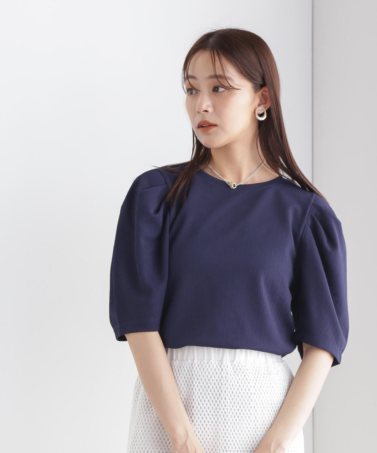 ショルダーギャザーデザイントップス 6734224300