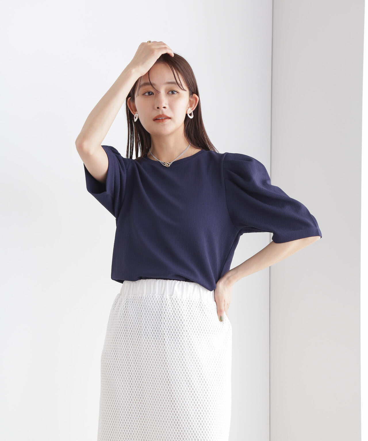 ショルダーギャザーデザイントップス 6734224300