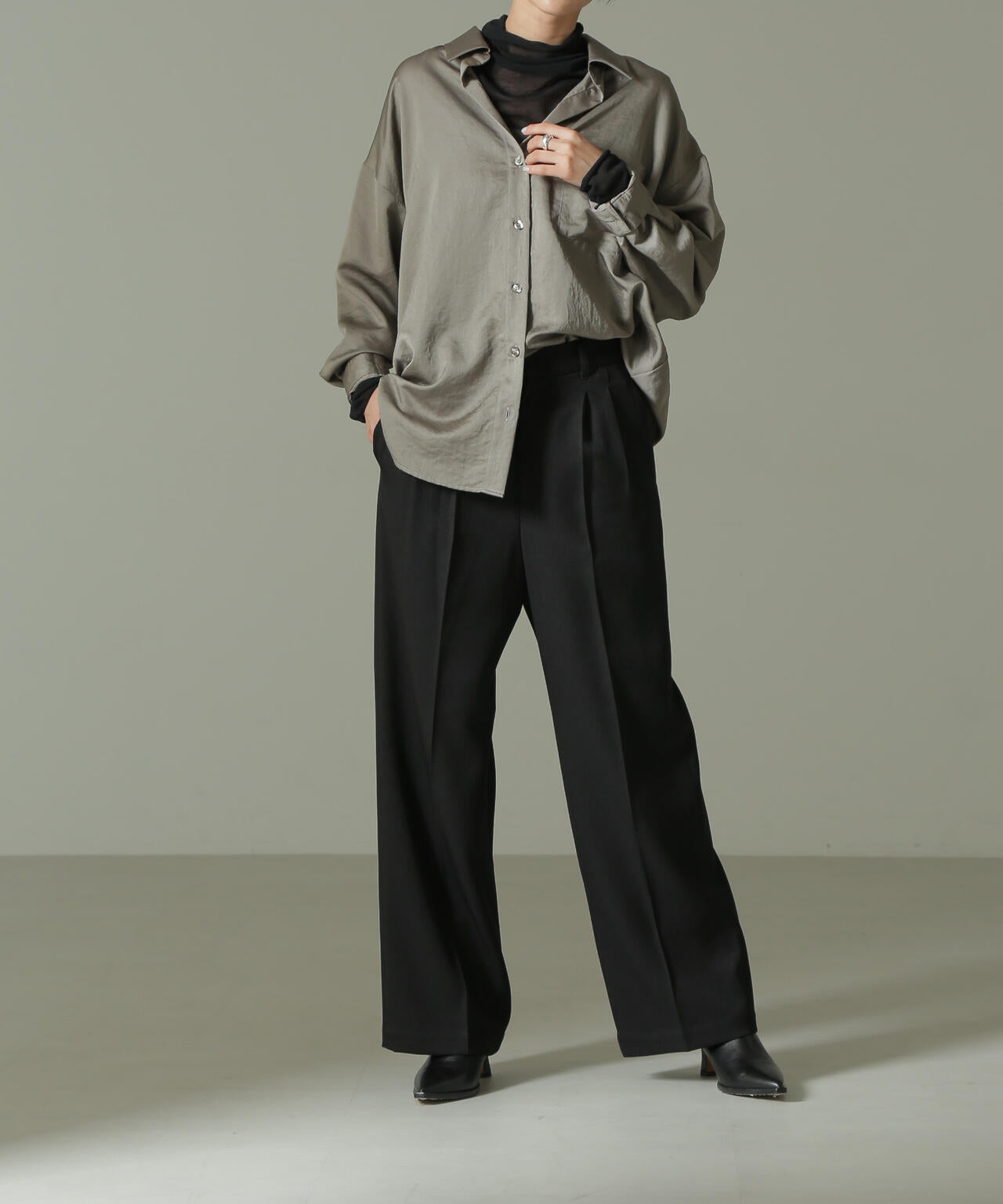 ウールライクタックワイドパンツ 6734227325