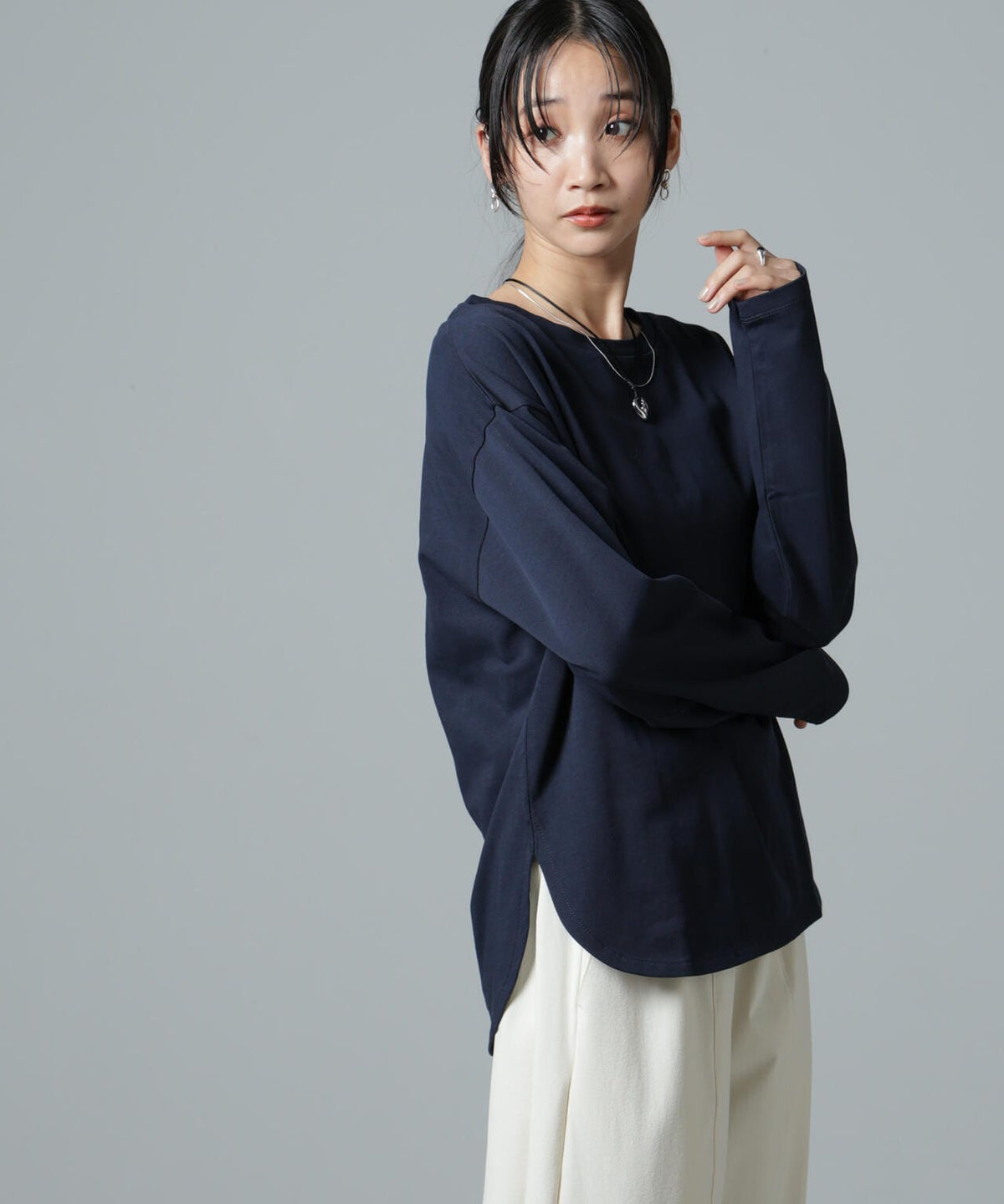 サイドスリットロングスリーブTシャツ 6735123306