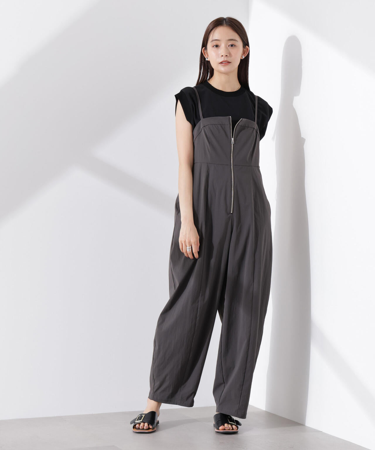 カットジョーゼットノースリーブTシャツ 6735124312