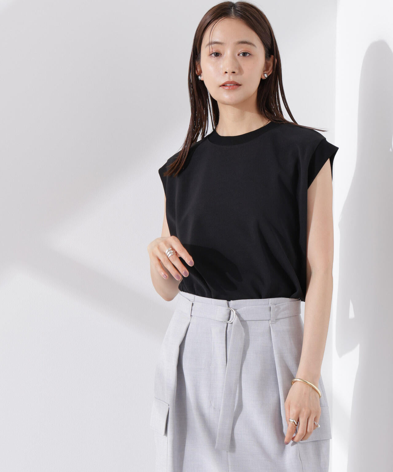 カットジョーゼットノースリーブTシャツ 6735124312