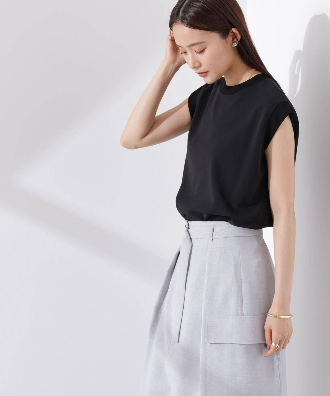 カットジョーゼットノースリーブTシャツ 6735124312