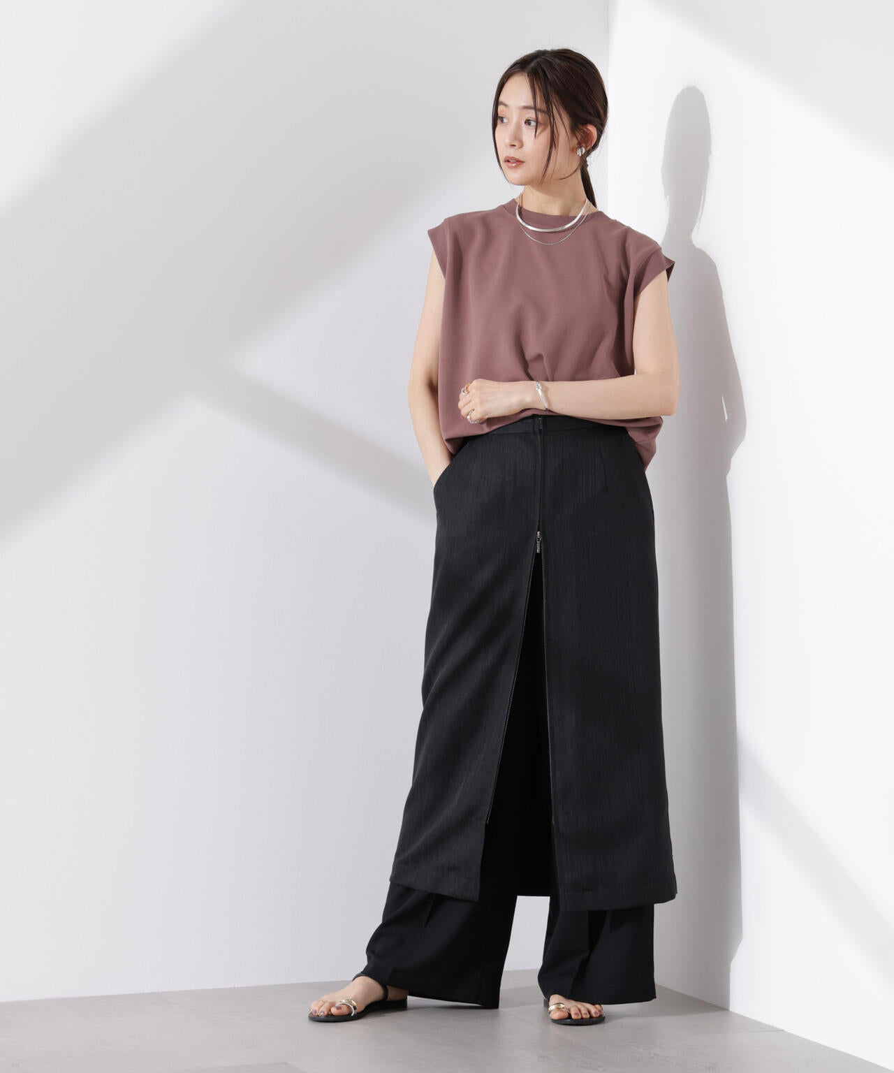 カットジョーゼットノースリーブTシャツ 6735124312
