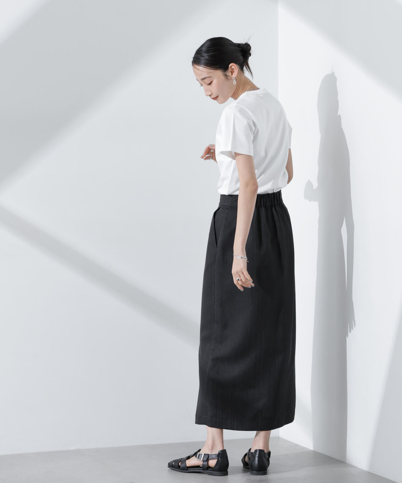 メタリックフロントZIPスリットタイトスカート 6735130307