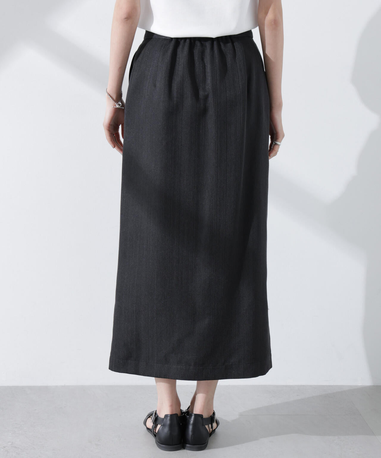 メタリックフロントZIPスリットタイトスカート 6735130307