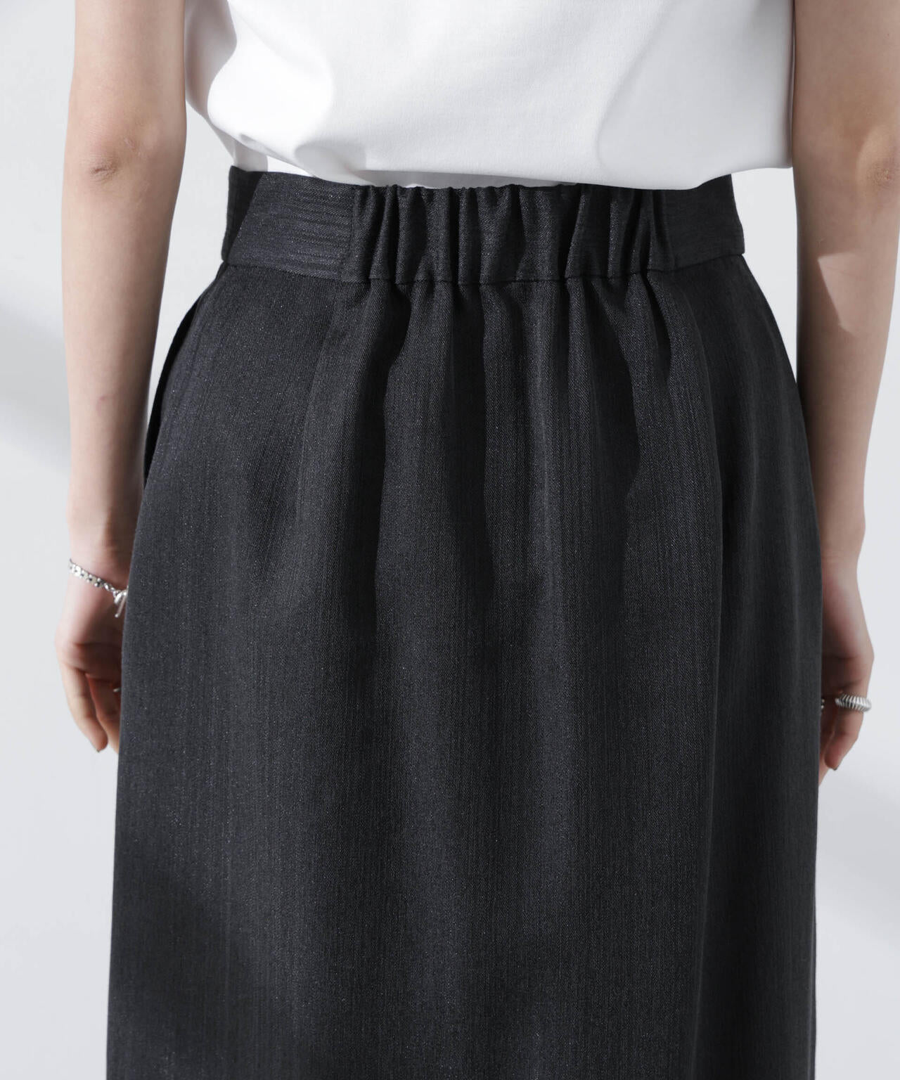 メタリックフロントZIPスリットタイトスカート 6735130307