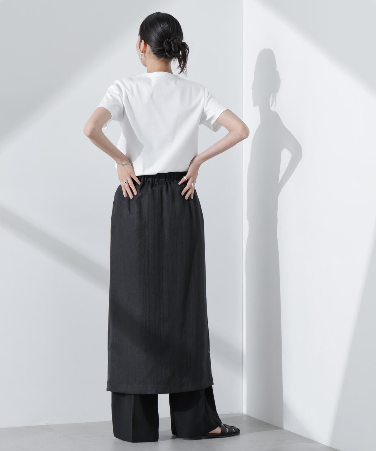 メタリックフロントZIPスリットタイトスカート 6735130307