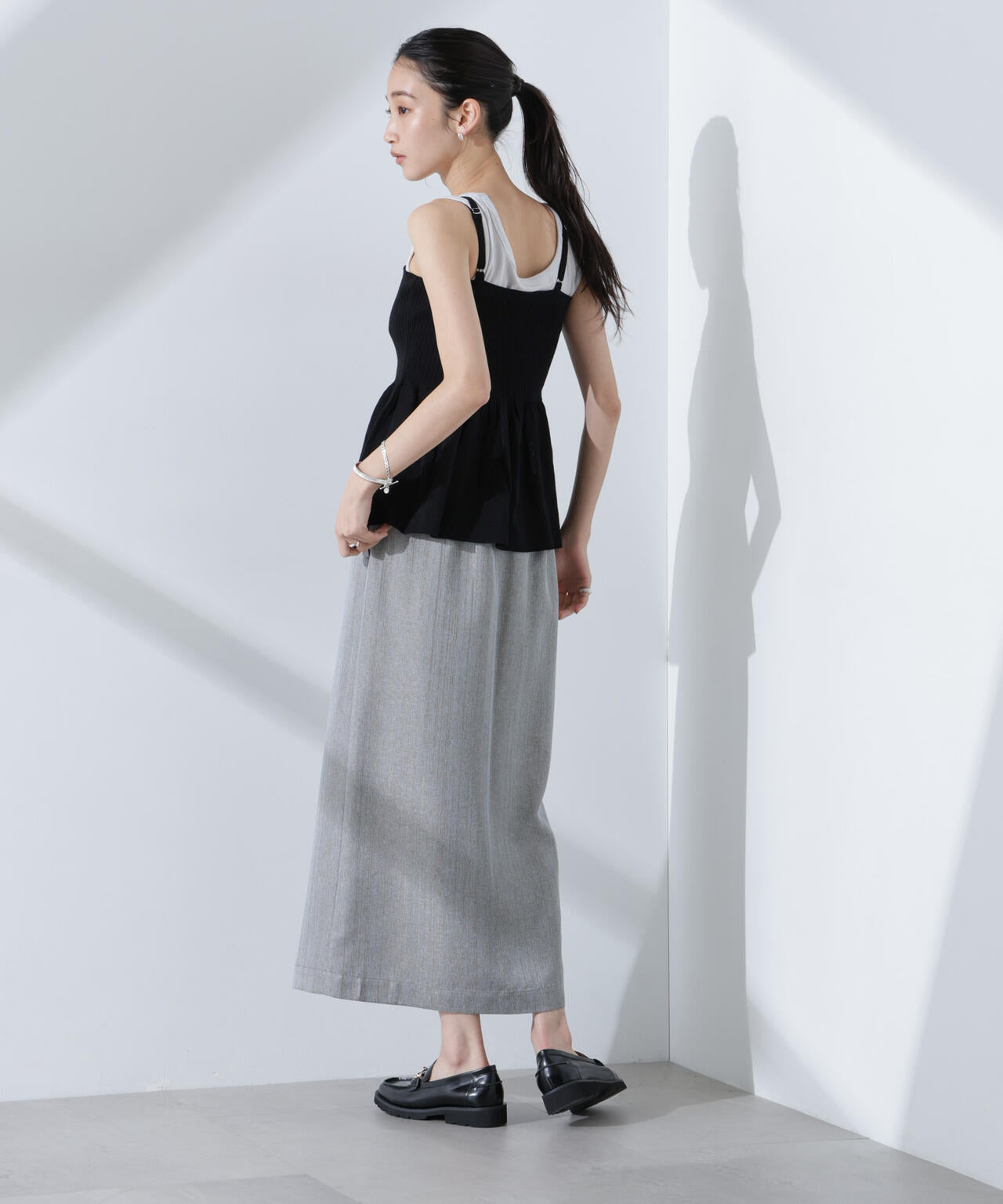 メタリックフロントZIPスリットタイトスカート 6735130307