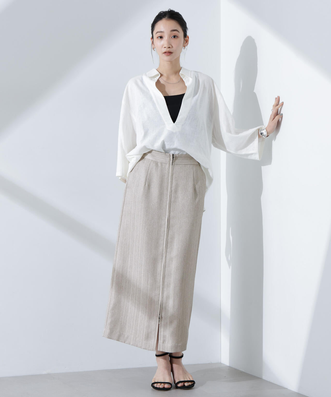 メタリックフロントZIPスリットタイトスカート 6735130307