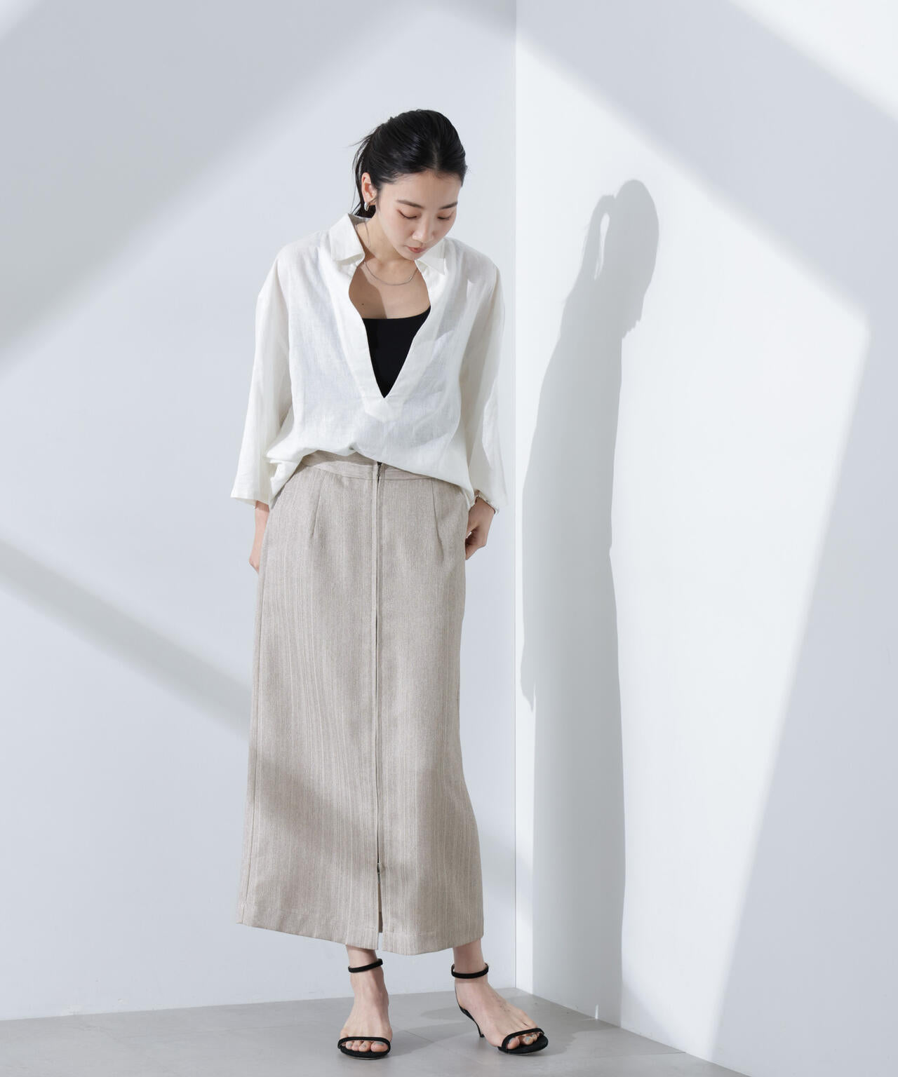 メタリックフロントZIPスリットタイトスカート 6735130307