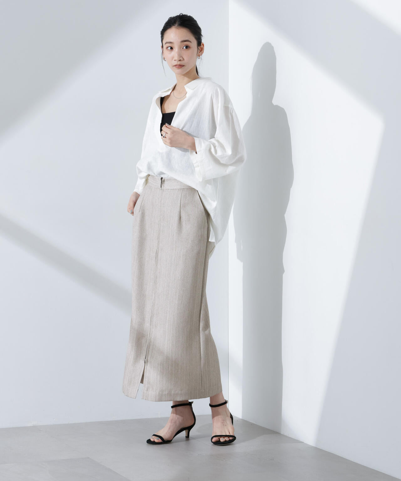 メタリックフロントZIPスリットタイトスカート 6735130307