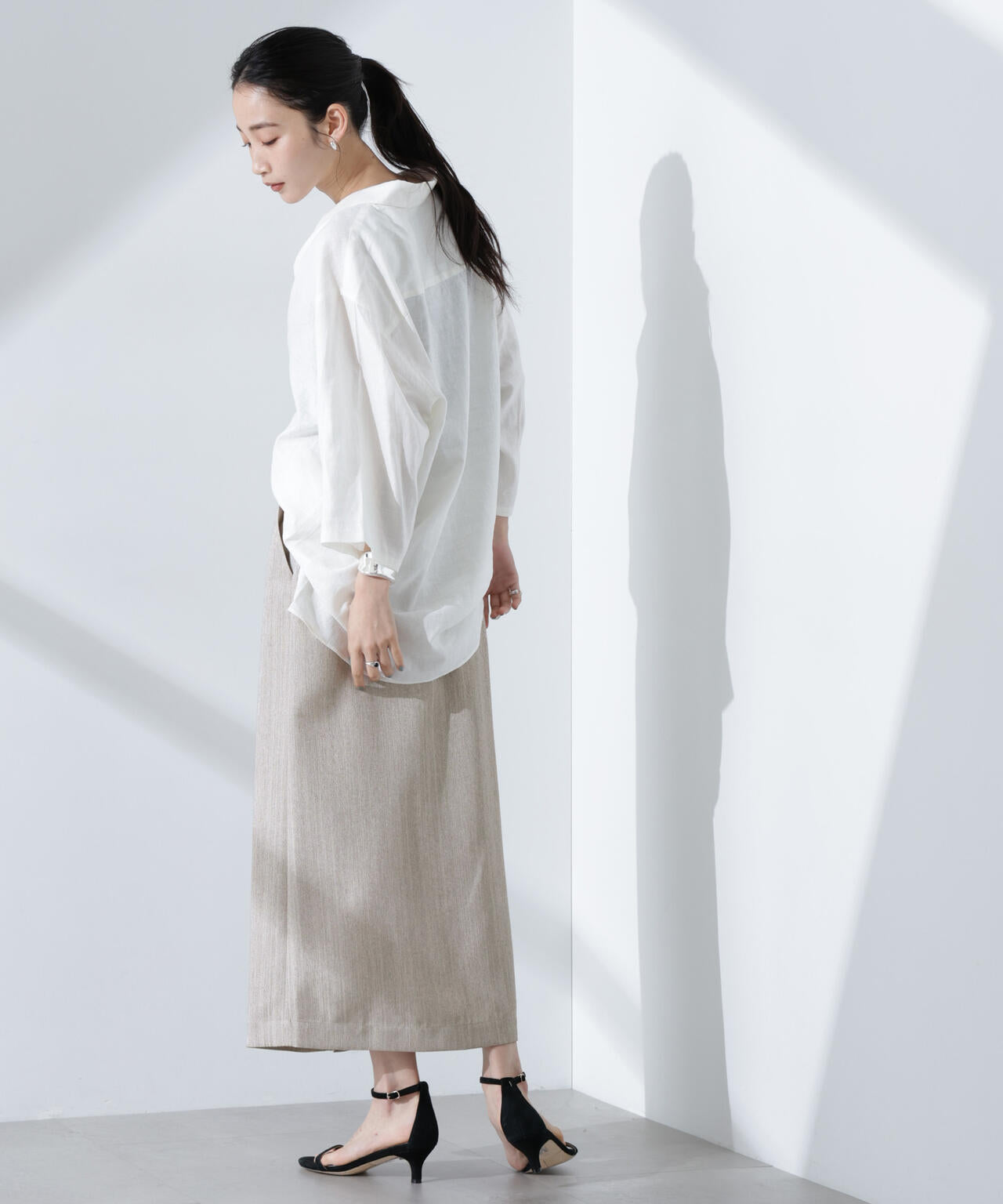 メタリックフロントZIPスリットタイトスカート 6735130307