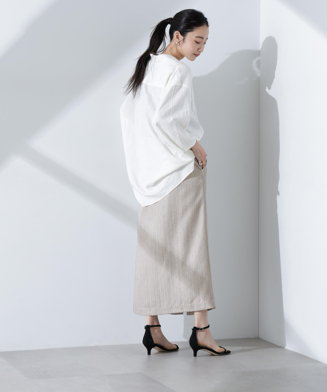 メタリックフロントZIPスリットタイトスカート 6735130307