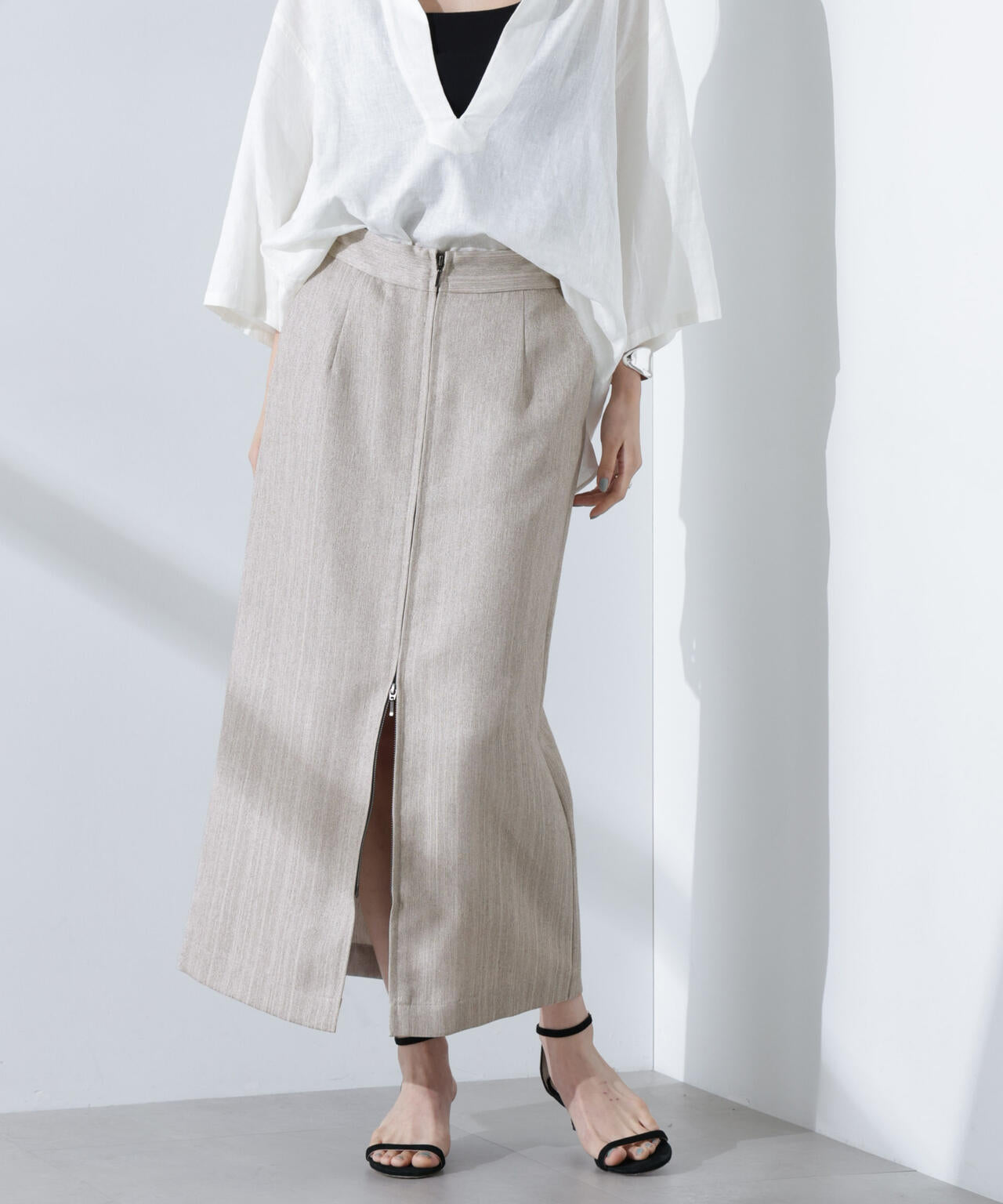 メタリックフロントZIPスリットタイトスカート 6735130307