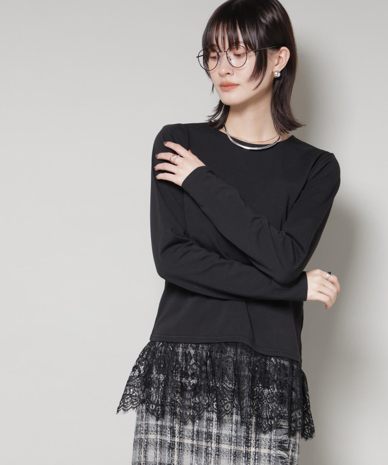 裾レースドッキングロングTシャツ 6735223319