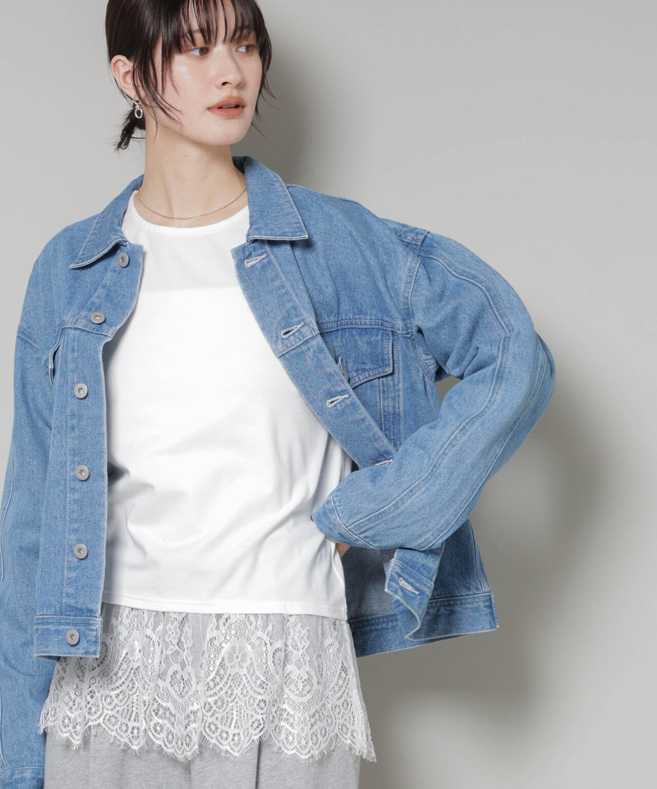 裾レースドッキングロングTシャツ 6735223319