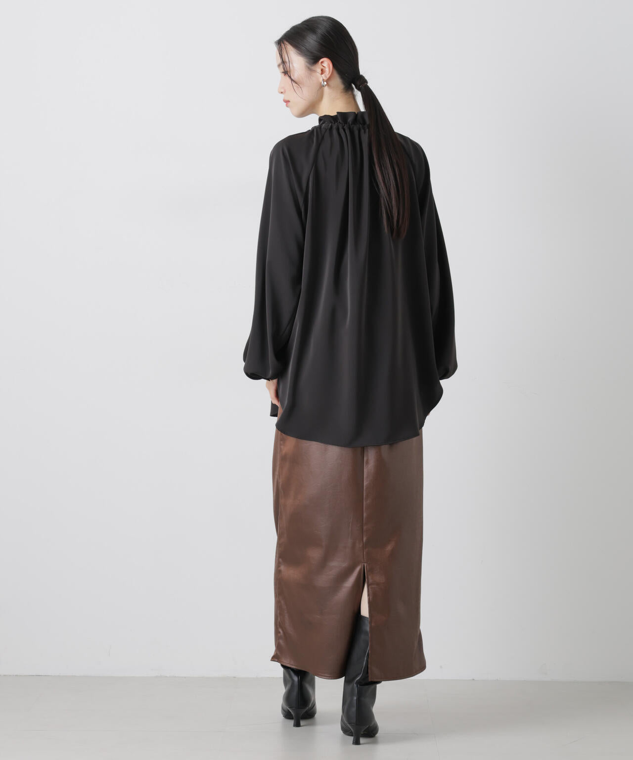 フリルカラーボータイブラウス 6736120306