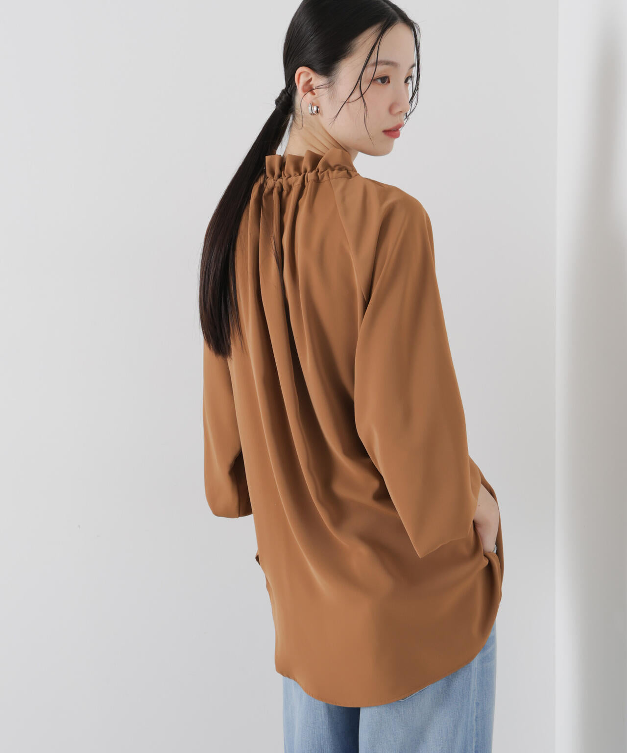 フリルカラーボータイブラウス 6736120306