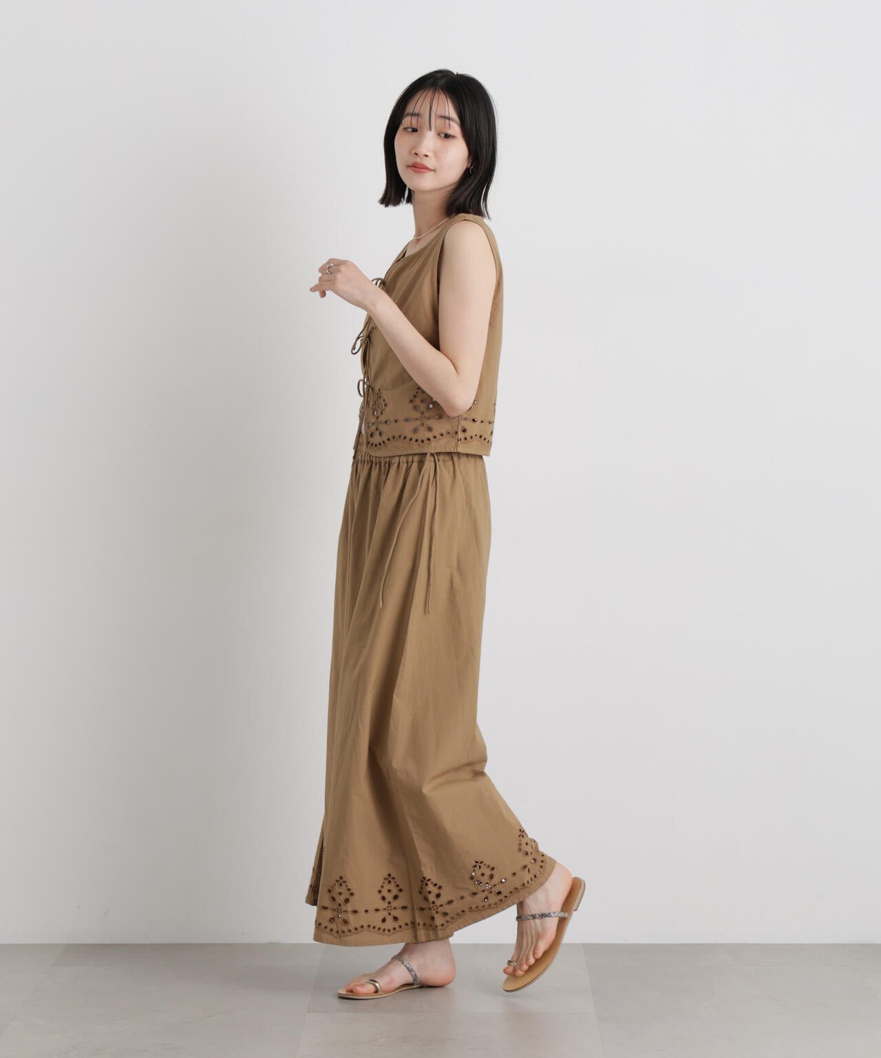 made in INDIA カットワークエンブロイダリージレ(セットアップ可) 6736121302