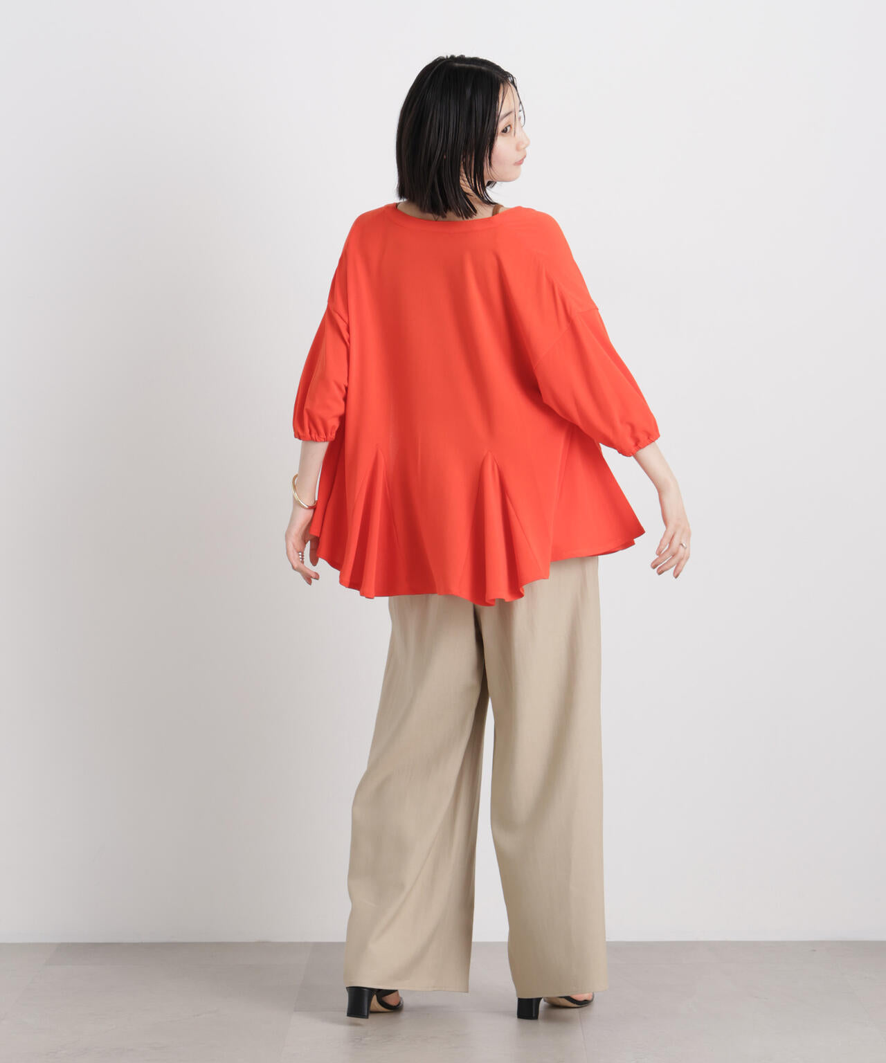 カットジョーゼットマチフレアVネックブラウス 6736121305