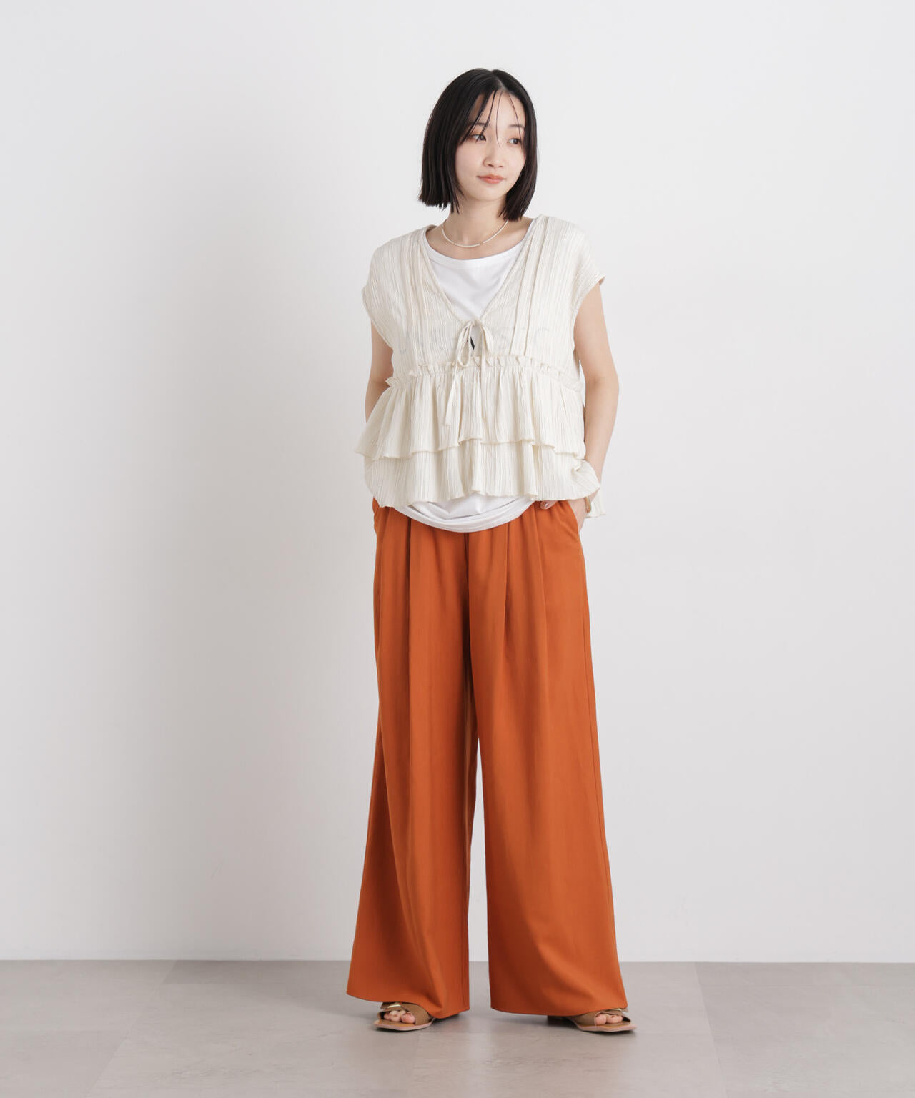 シャーリング楊柳ティアードフリルブラウス 6736121313