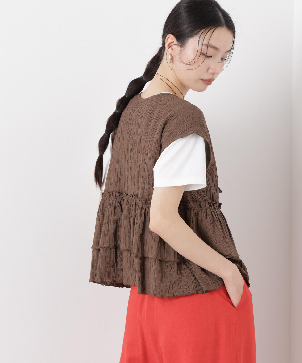 シャーリング楊柳ティアードフリルブラウス 6736121313