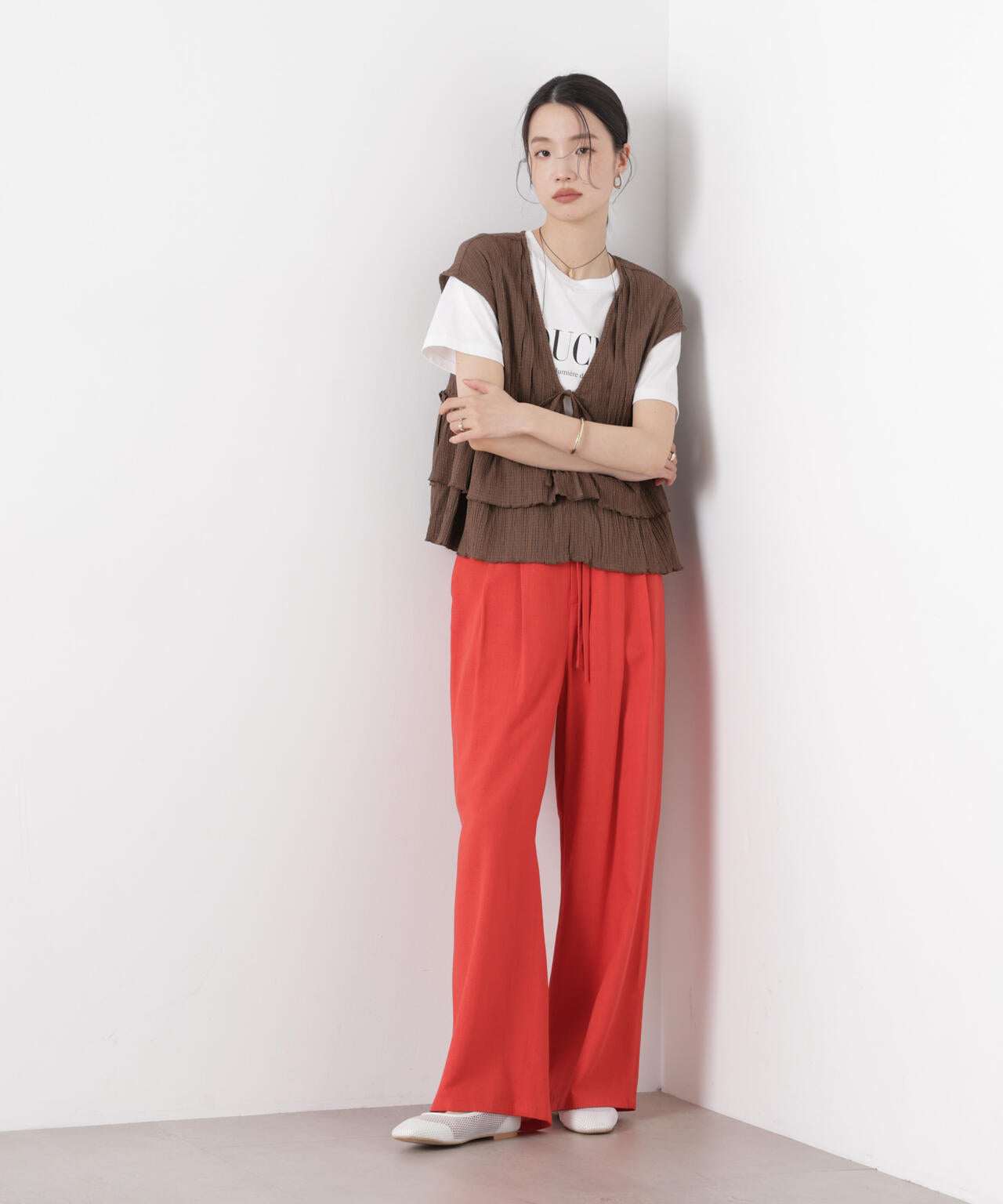 シャーリング楊柳ティアードフリルブラウス 6736121313