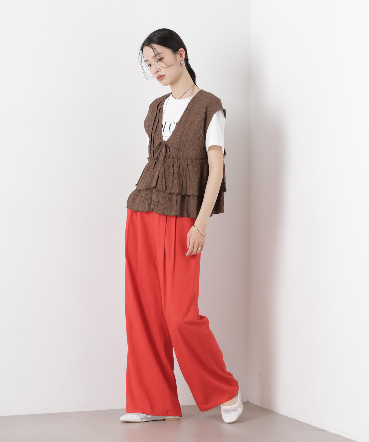 シャーリング楊柳ティアードフリルブラウス 6736121313