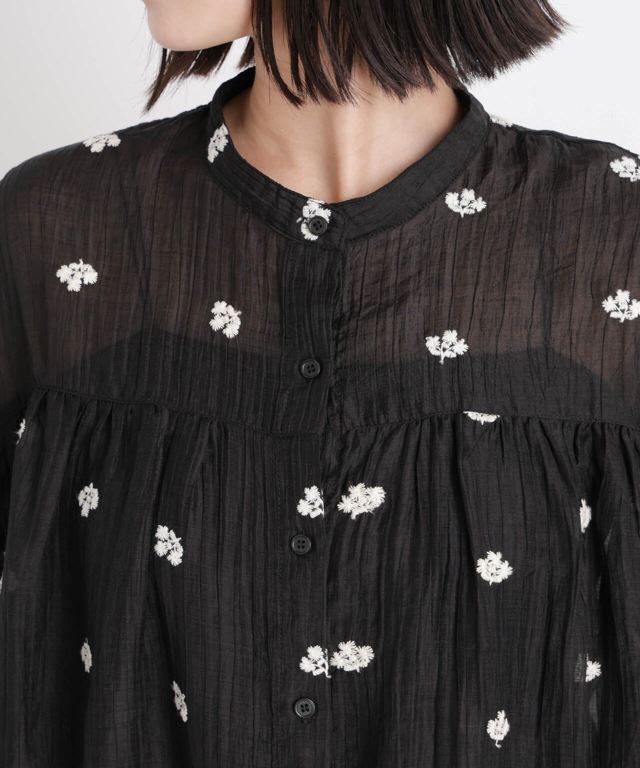 小花柄エンブロイダリーシアーワイドブラウス 6736121314