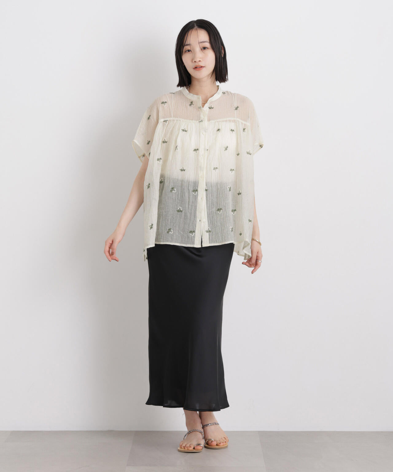 小花柄エンブロイダリーシアーワイドブラウス 6736121314
