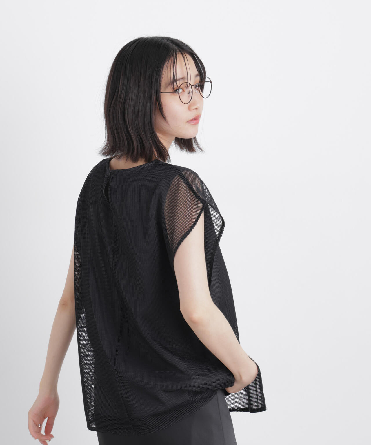 カラミメッシュレイヤードカットトップス 6736124334