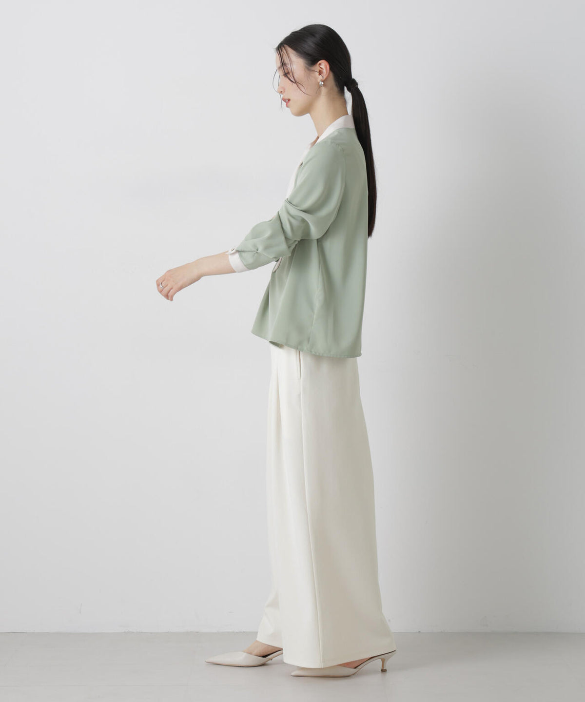 タックワイドカットジョーゼットパンツ 6736127301