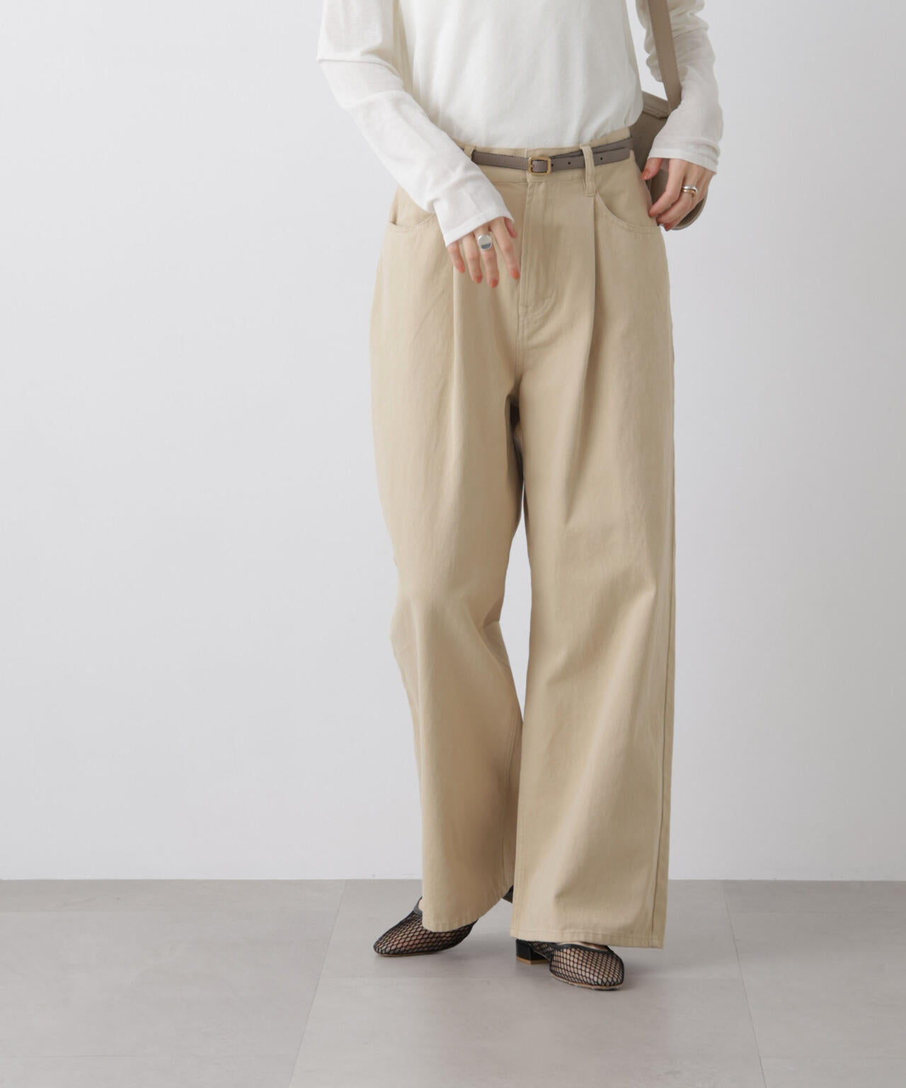 コットンツイルタックワイドパンツ 6736127304