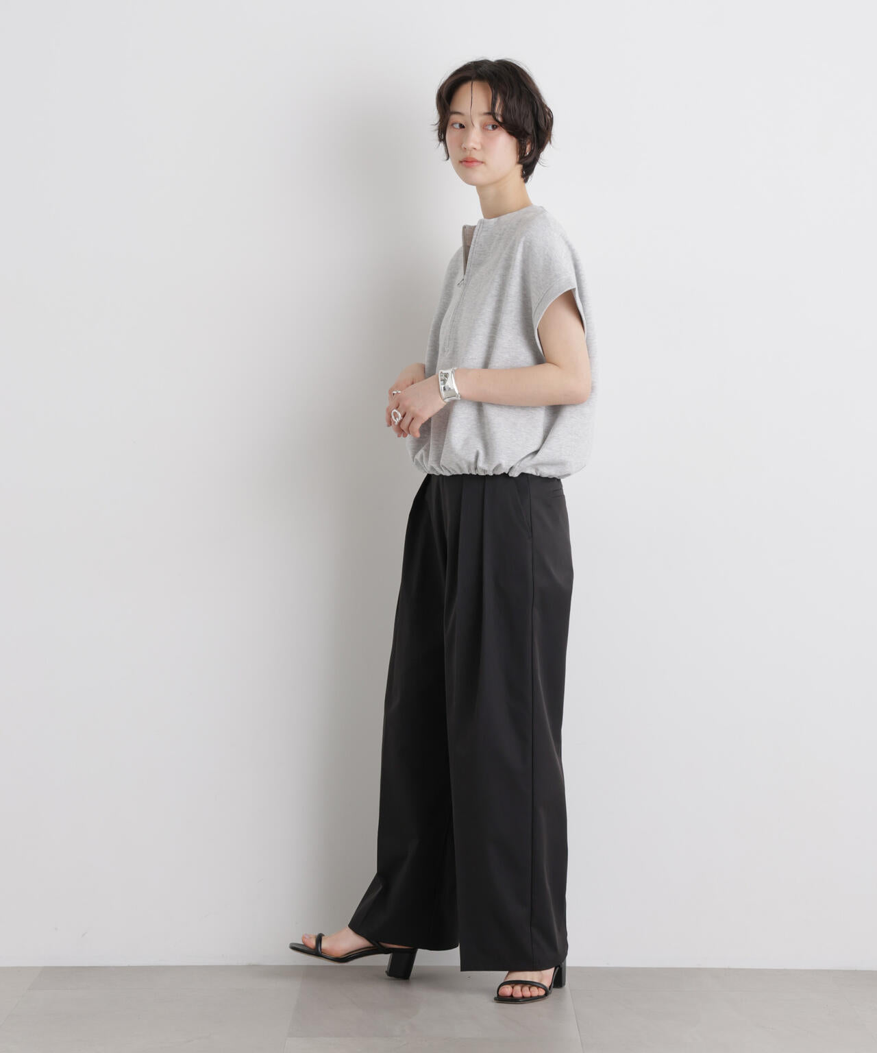 エバークリース加工タックワイドセンタープレスパンツ 6736127324