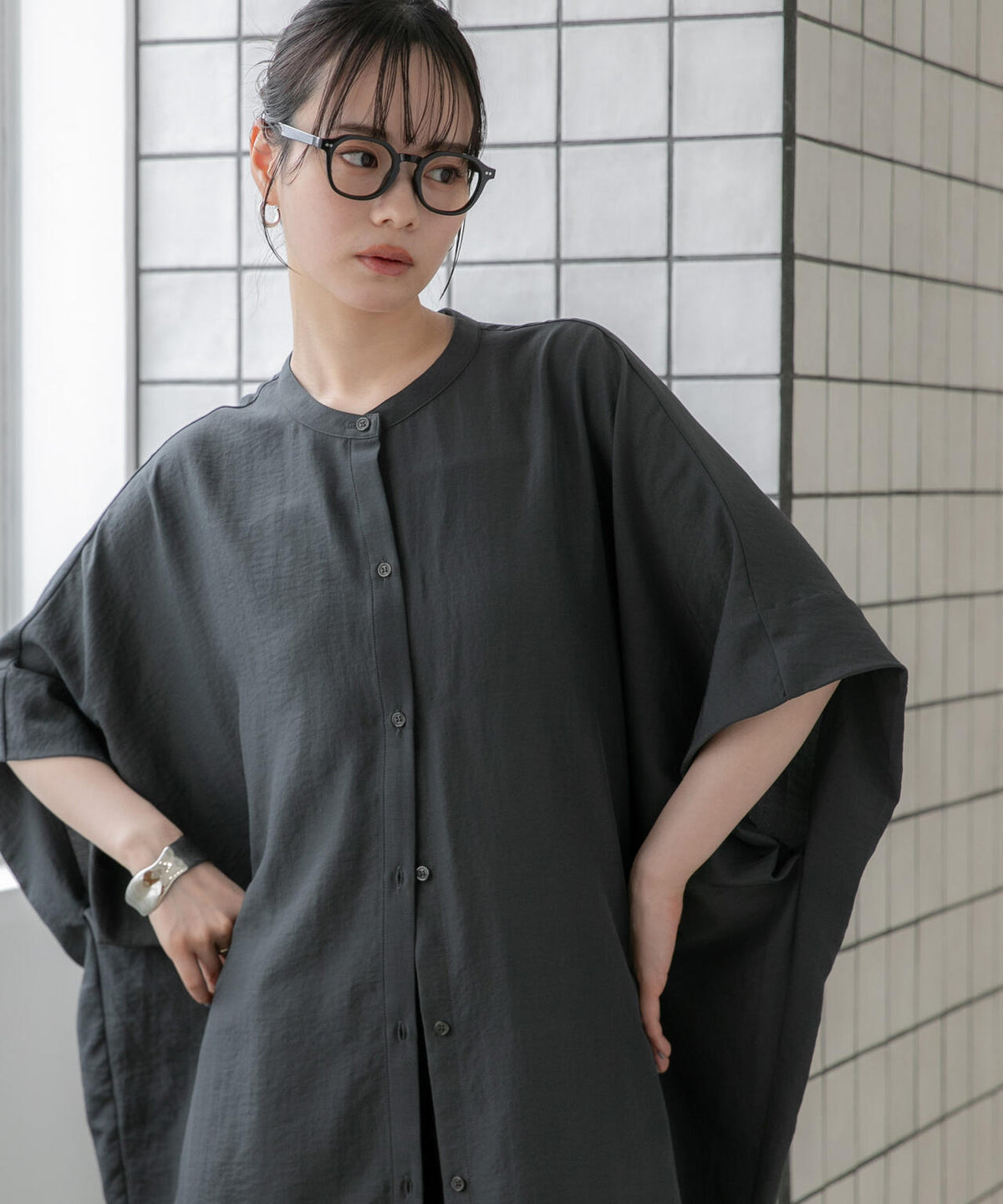WEB限定/多機能素材 バンドカラーワイドチュニックシャツワンピース 6736219303