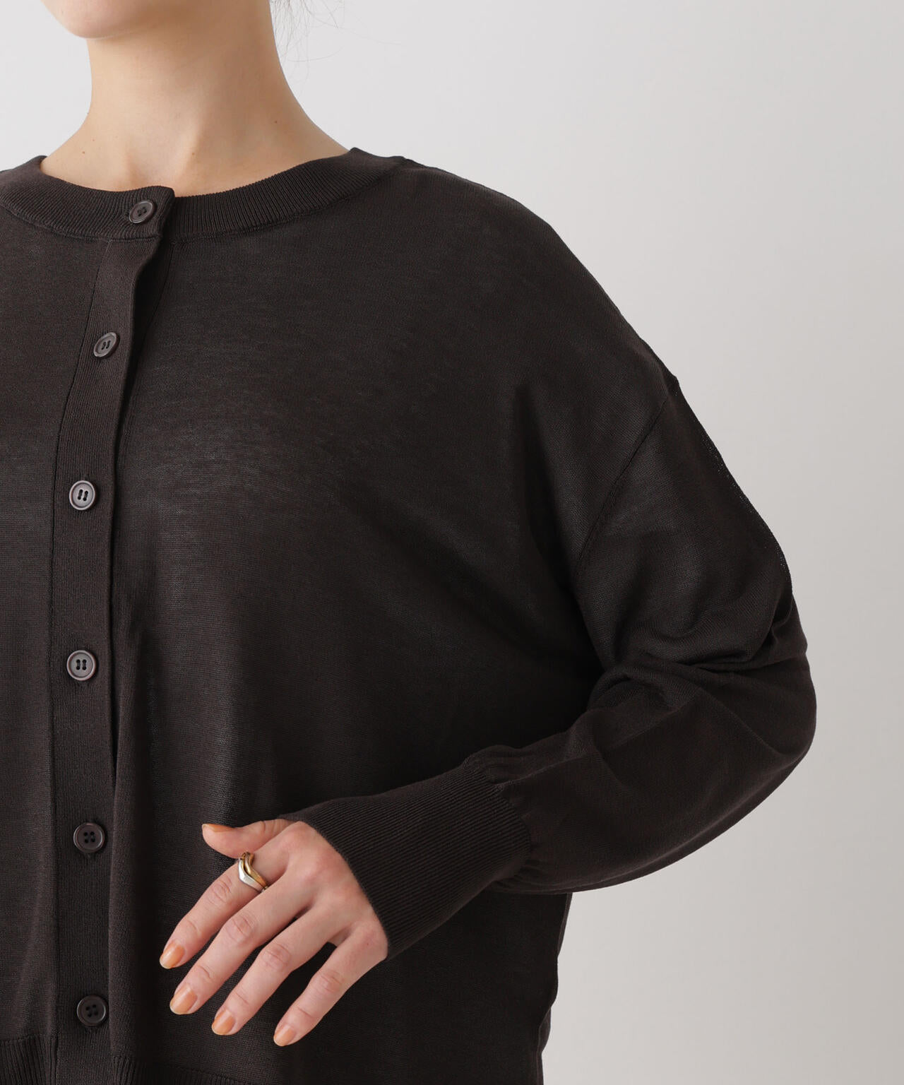 WEB限定/前後2wayハイゲージシアークルーネックニットカーディガン 6736222337