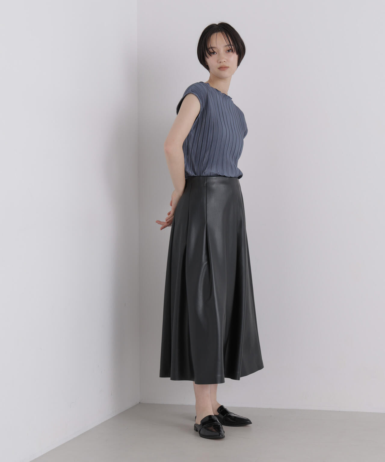 プリーツカットノースリーブトップス(セットアップ可) 6736224306