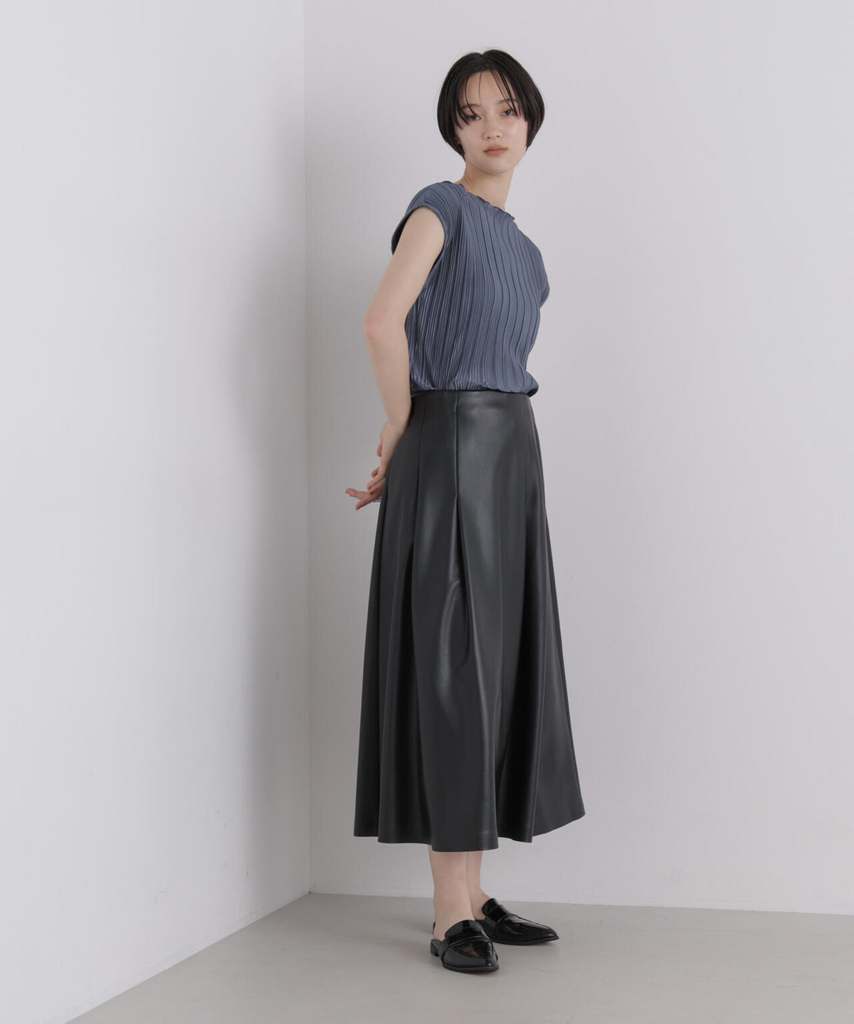 プリーツカットノースリーブトップス(セットアップ可) 6736224306