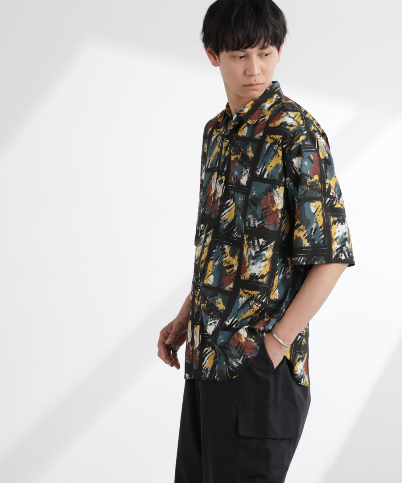 アート柄シャツ 半袖 6725121222