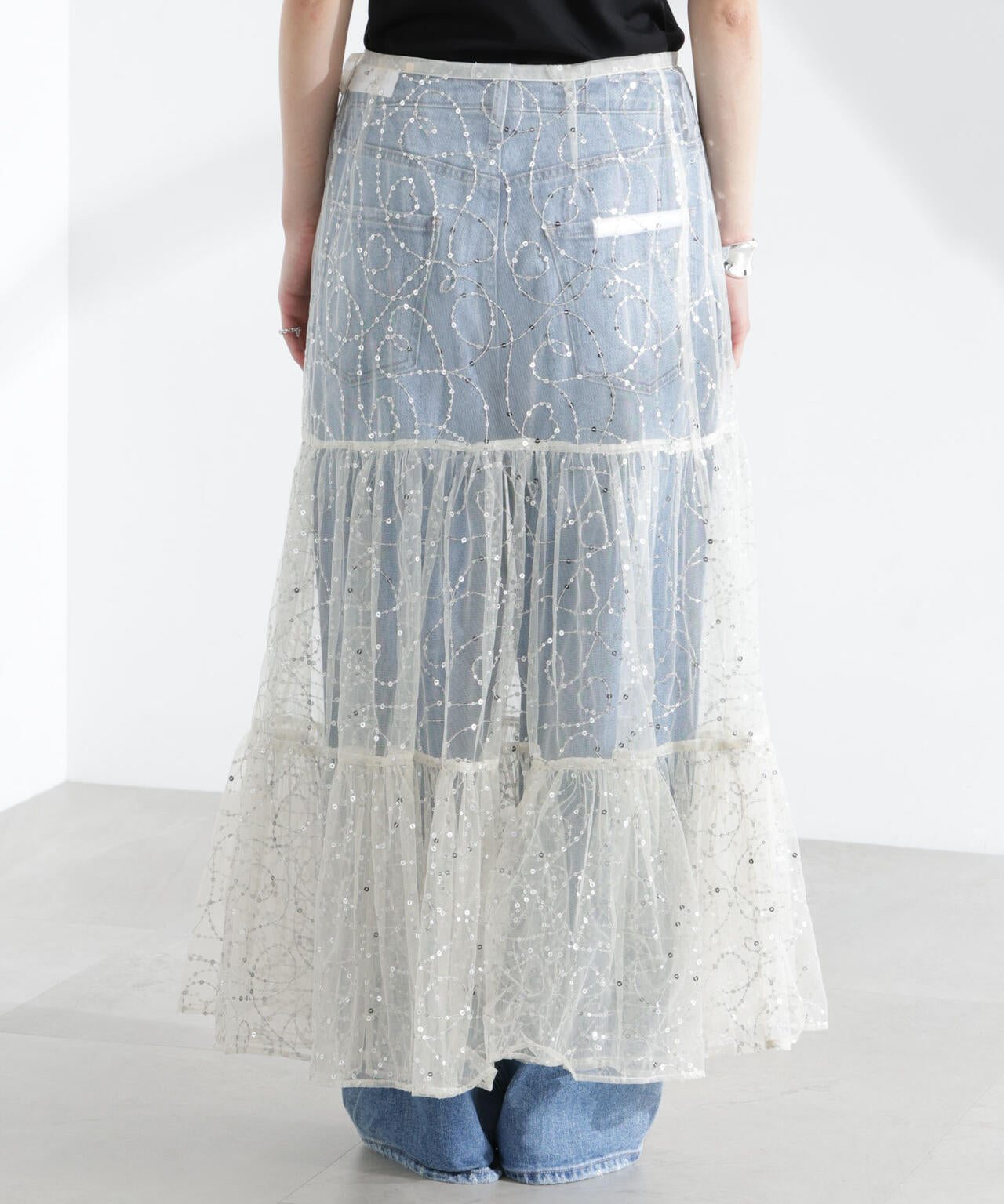 Sara mallika/SHINY SEQUIN EMBROIDERY SKIRT 6715130014