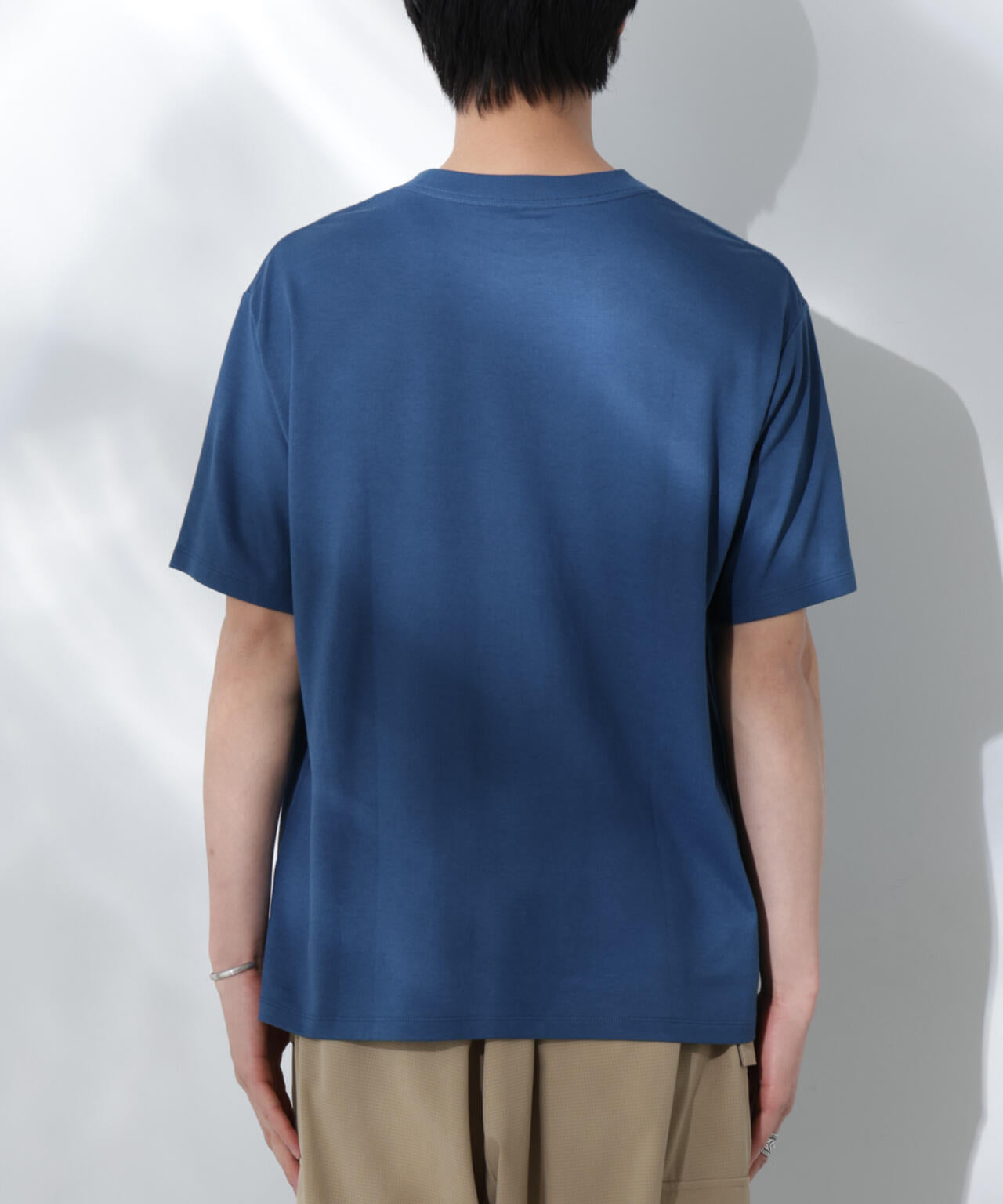 Anti Soaked(R)汗染み防止 De Light ミドルシルエットTシャツ 6685124211