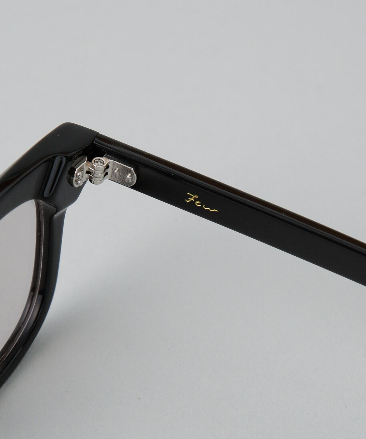 NEW.(Few.)/F19 6704140004